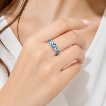 ブルーグラデーション モアサナイトエタニティーリング（3.6ct）ーS925 プラチナコーティングー