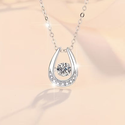 モアサナイト ダンシングストーン 馬蹄ネックレス 0.5ct ｜DカラーVVS1 高輝度ジュエリー（ギフト・記念日）